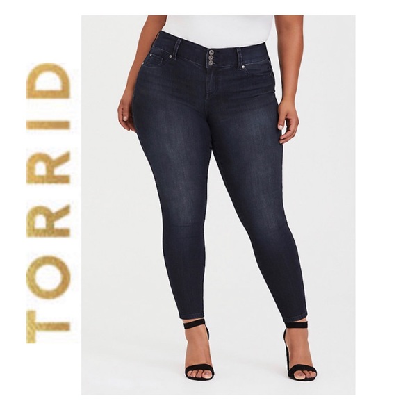 torrid Denim - Torrid Denim Super Stretch Jegging. Dark Wash. 14
